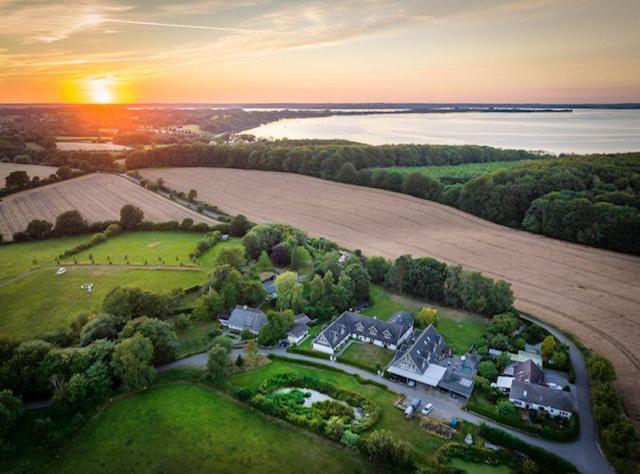 Weitblick - Fewo In Ostseenaehe, 2Km Bis Zur Flensburger Foerde, Mit 2 Grossen Schlafzimmern Munkbrarup Exterior photo